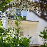 Blagdan Appartement *