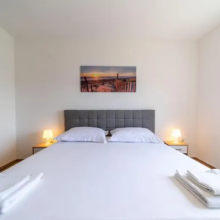 Blagdan Apartamento *