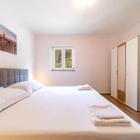 Apartment Blagdan *