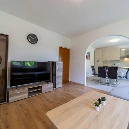 Apartamento Blagdan Palit